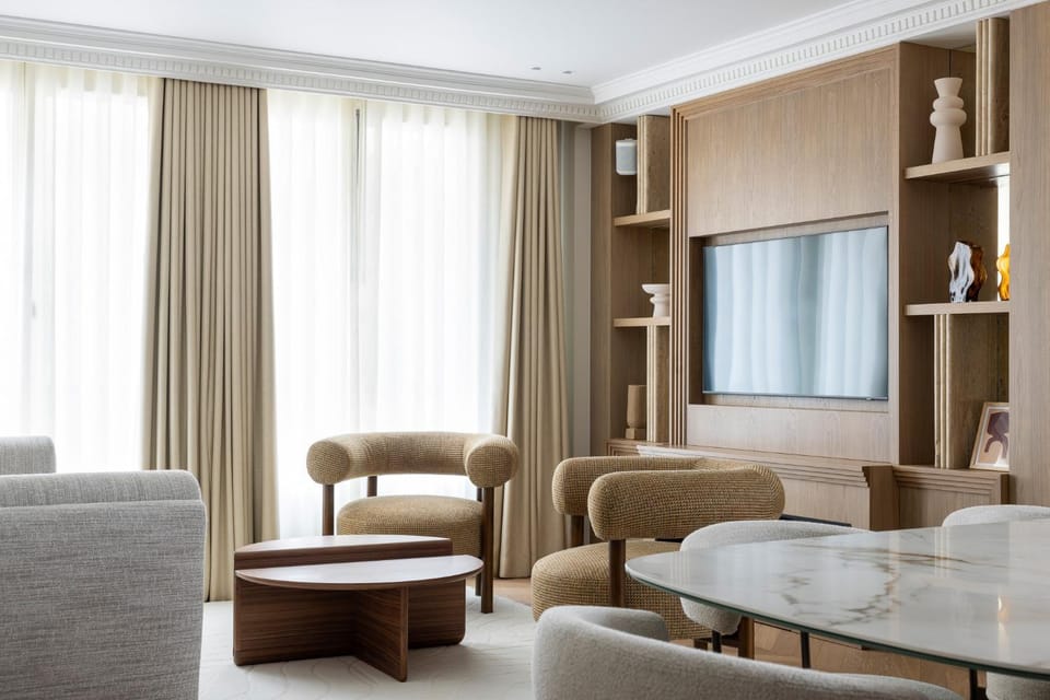Living room, Seating area