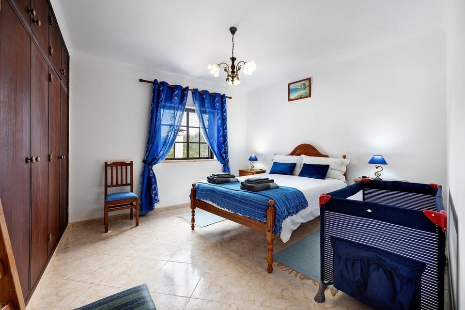 Property building, Living room, Bedroom