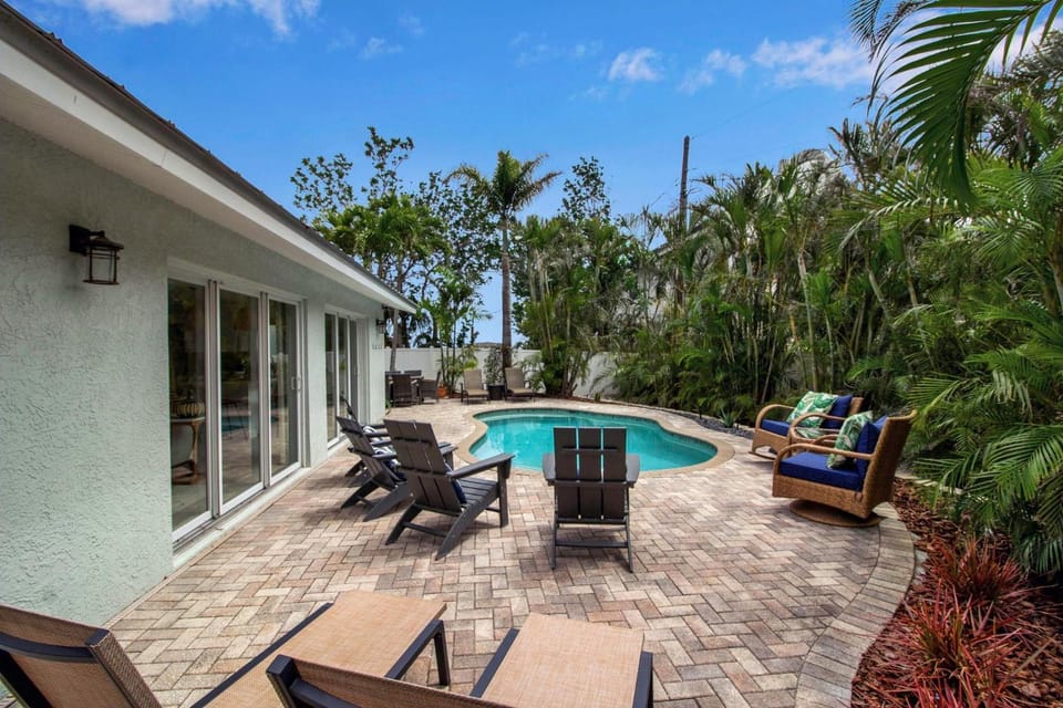 Blissful Bungalow House in Holmes Beach