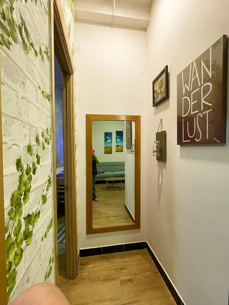 Photo of the whole room