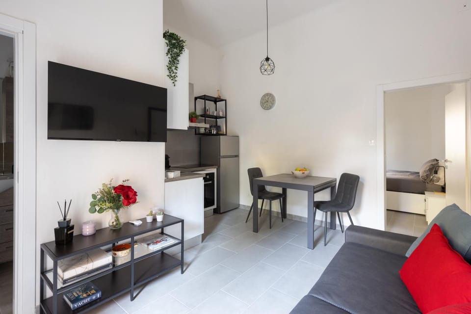Communal lounge/ TV room, TV and multimedia, Kitchen or kitchenette, Living room, Seating area, Dining area, Evening entertainment, minibar