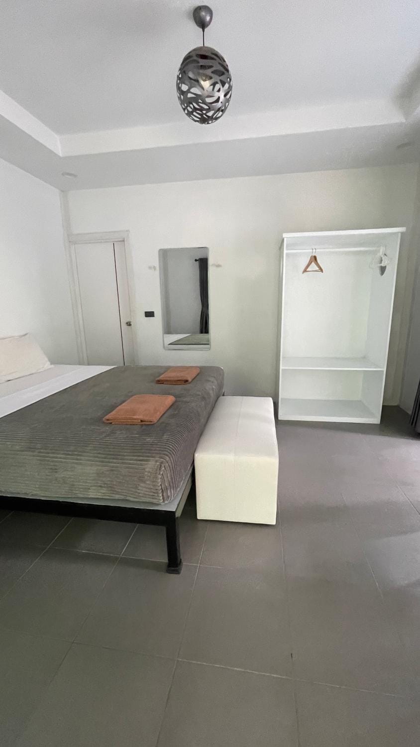 Bed, Photo of the whole room, Bedroom, wardrobe
