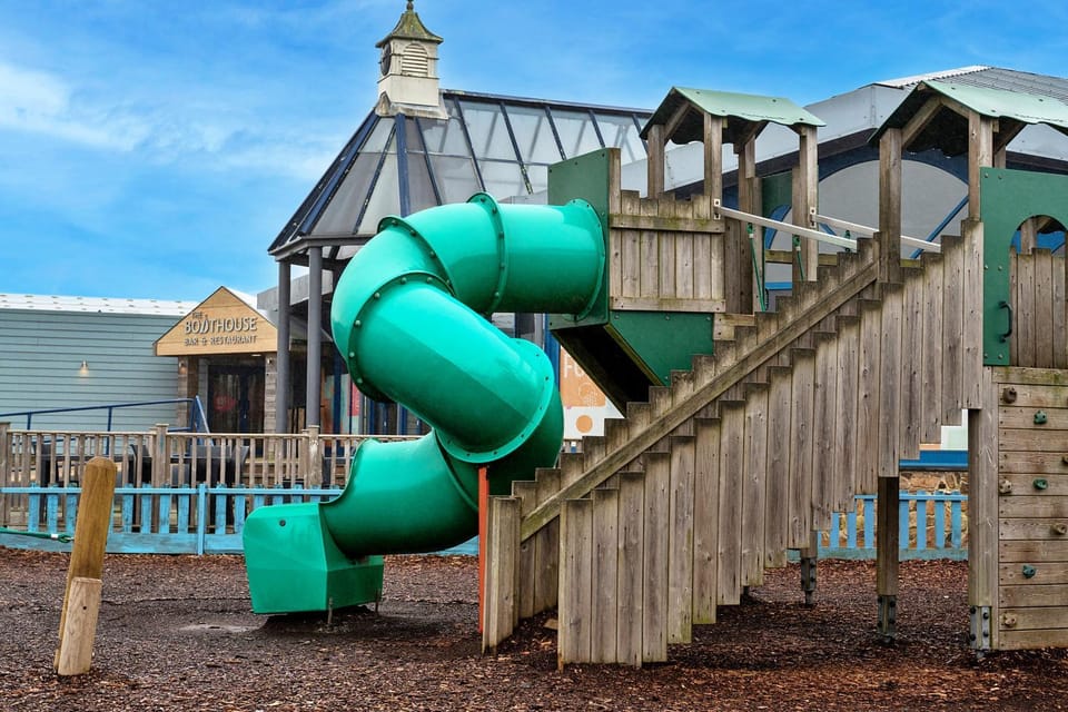 Day, Children play ground