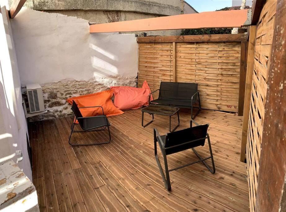 Patio, Balcony/Terrace