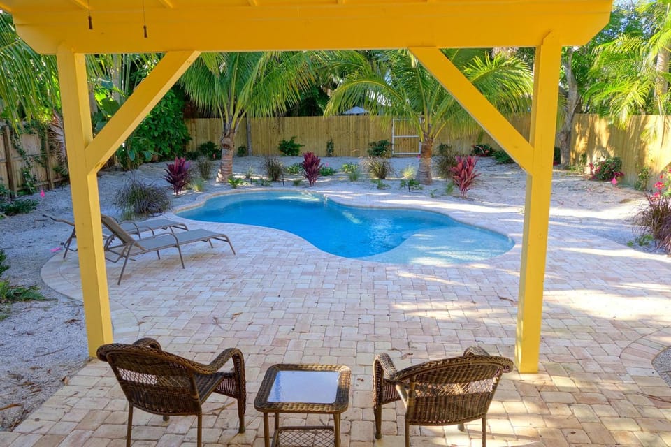 Covey Cottage House in Anna Maria Island