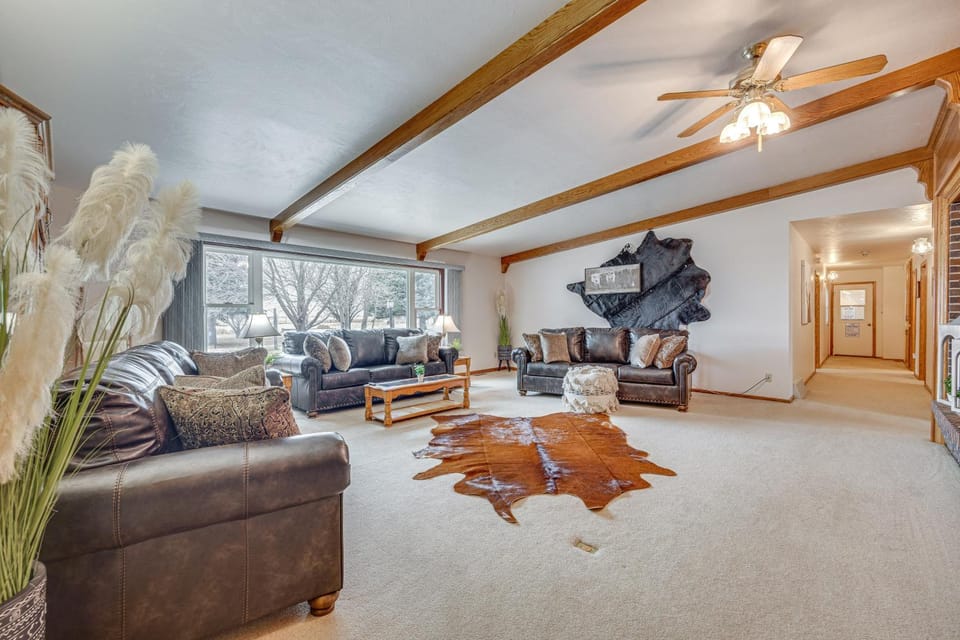 Stunning Calhan Home w/ Indoor Pool! House in Colorado