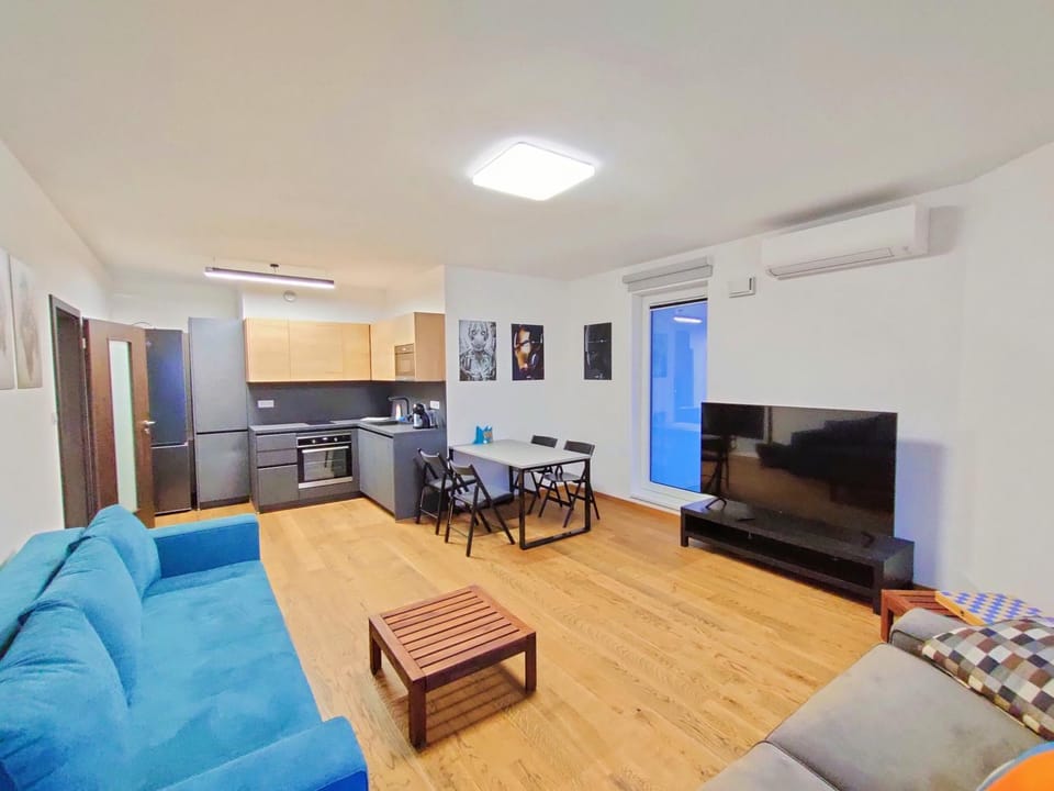 Kitchen or kitchenette, Living room, Seating area, Dining area, pet friendly, stove