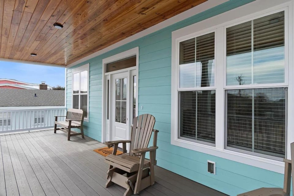 It's Nautical Nonsense Oceanview 4 bedroom, 4 bath House in South Carolina