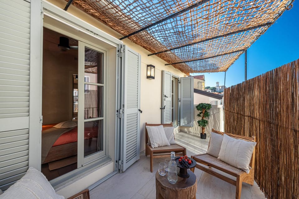 Patio, Day, View (from property/room), Balcony/Terrace