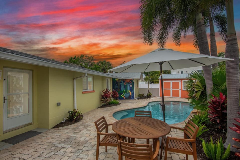 Property building, Patio, Facade/entrance, Day, Natural landscape, Garden, Swimming pool, Sunset