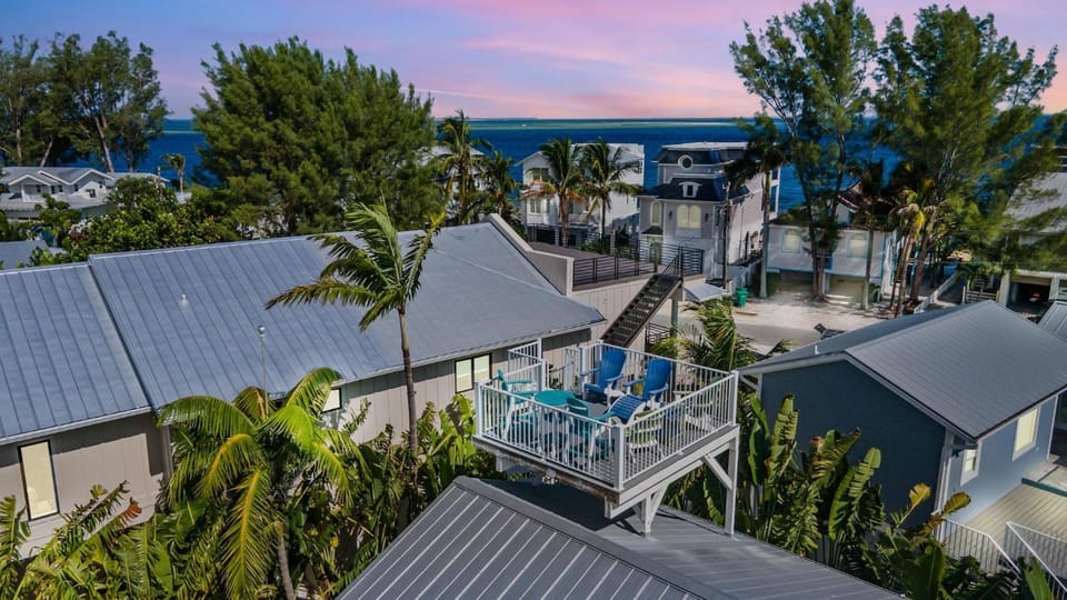 Called In Sic House in Anna Maria Island
