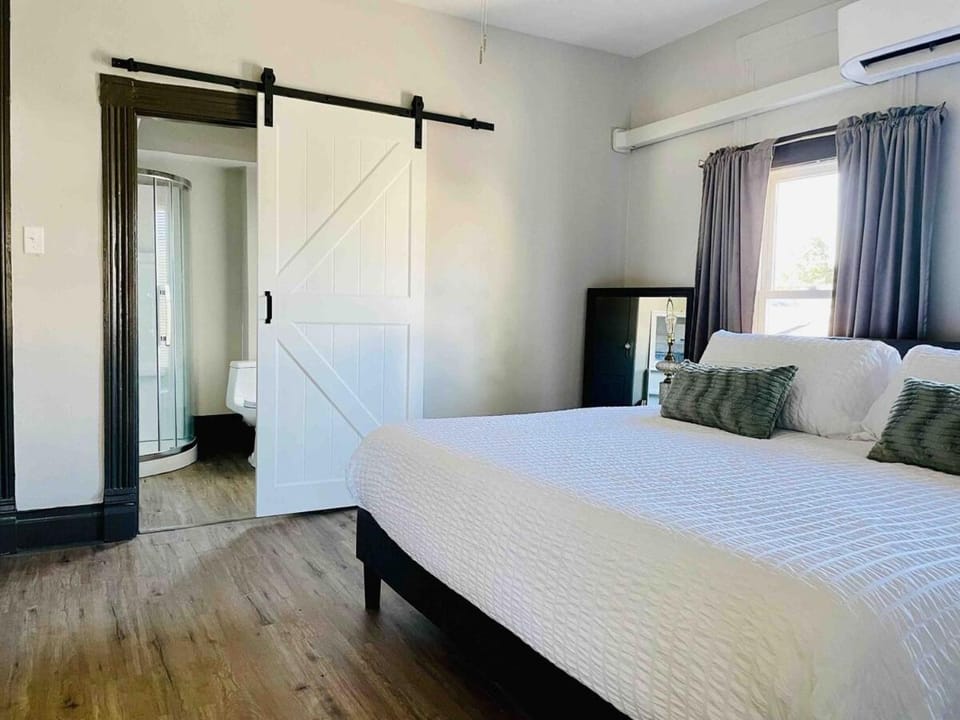 Suite Home Indiana Apartments Apartment in Evansville