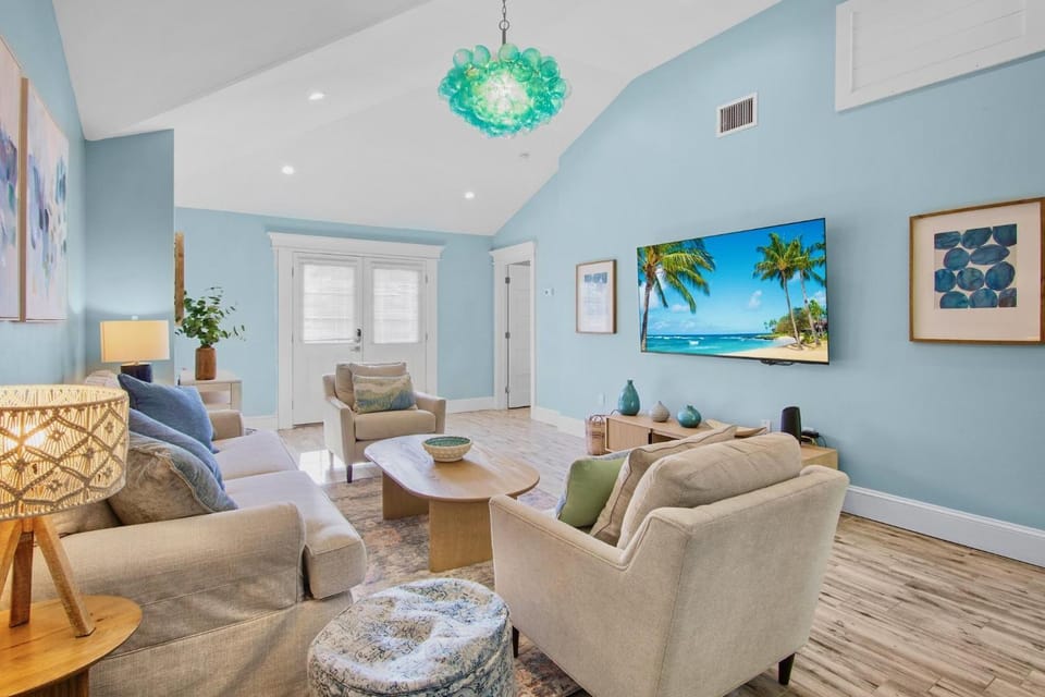 Walking on Sunshine House in Holmes Beach