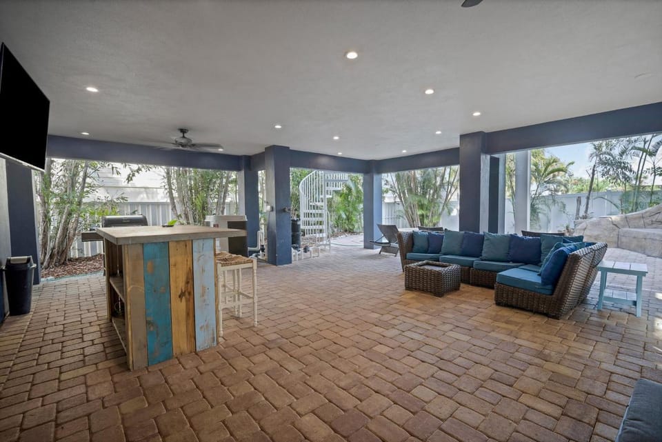 Just Beachy House in Holmes Beach