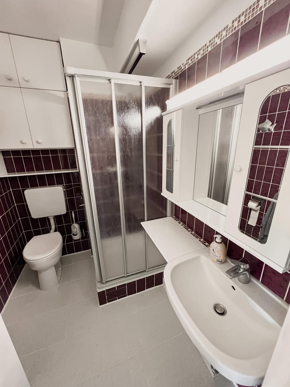 Shower, Toilet, Bathroom