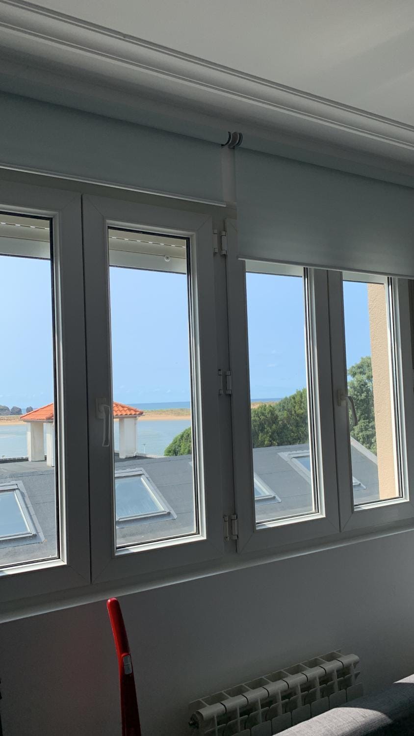 Vistas al mar, amplia terraza y garaje Apartment in Cantabria