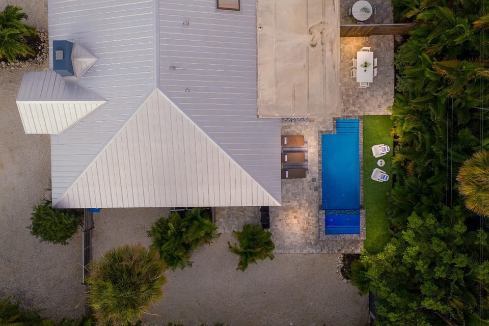 Blue Oasis West House in Holmes Beach