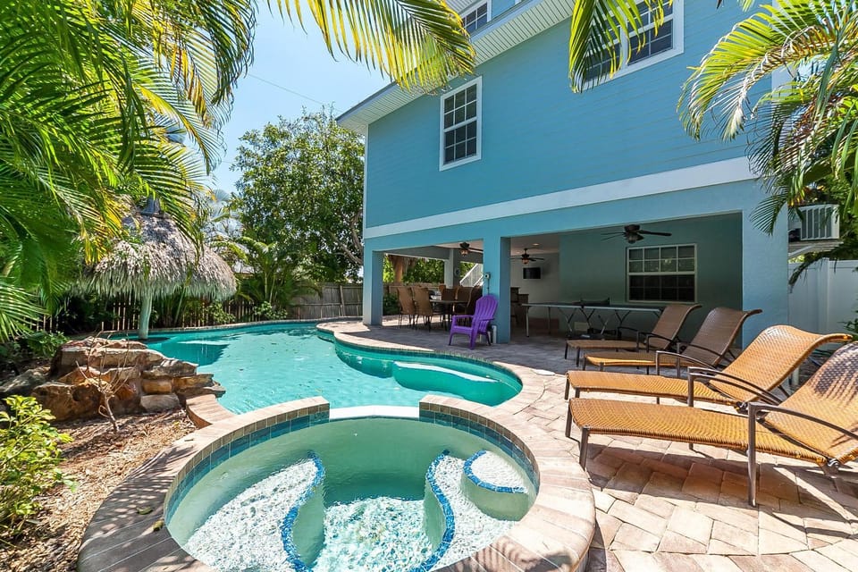 Sea Oats House in Holmes Beach