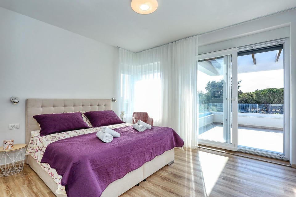 Balcony/Terrace, Bedroom