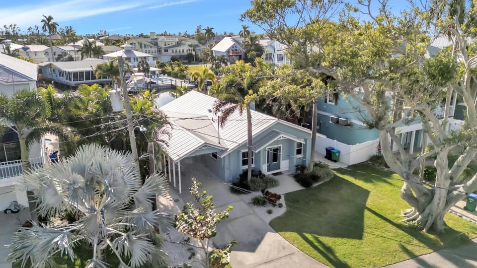 Jackies Cottage House in Holmes Beach