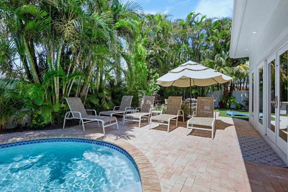 Simply Chic House in Holmes Beach
