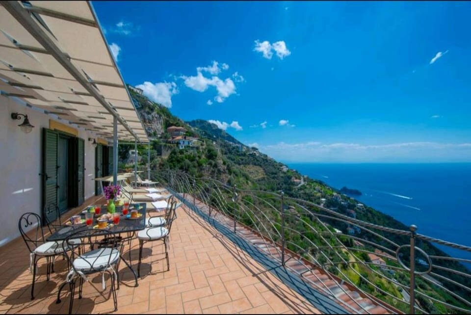 View (from property/room), Balcony/Terrace, Sea view