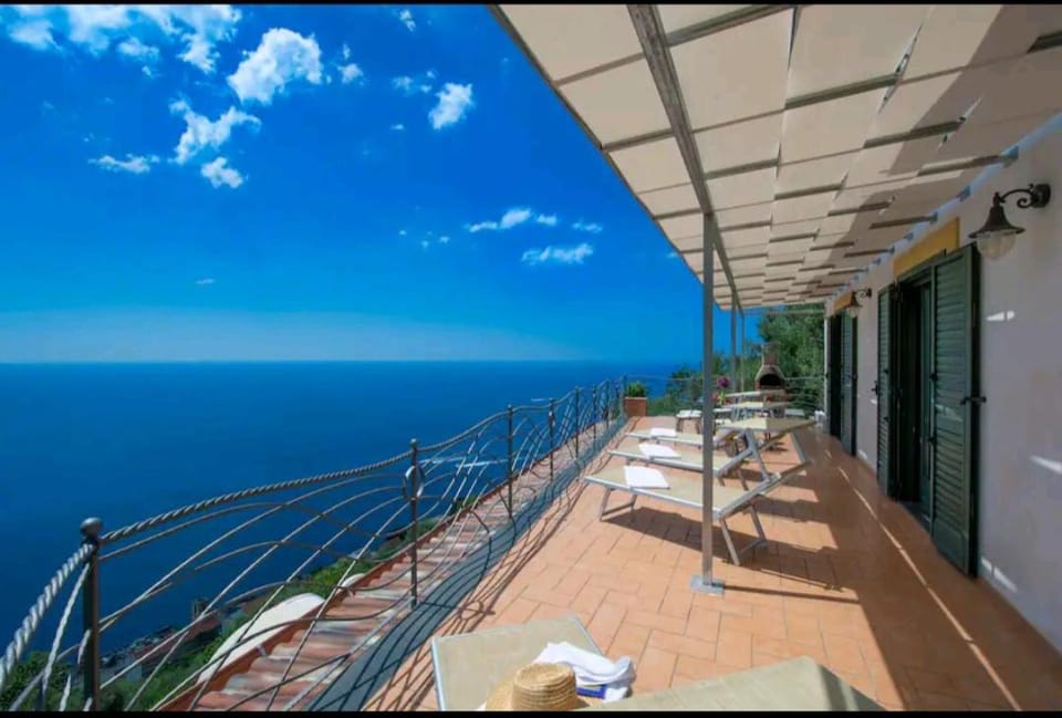 Balcony/Terrace, Balcony/Terrace, Sea view