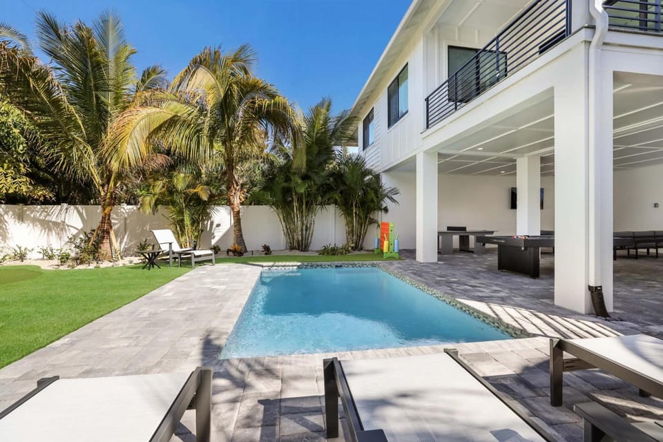 Stormalong Bay House in Holmes Beach