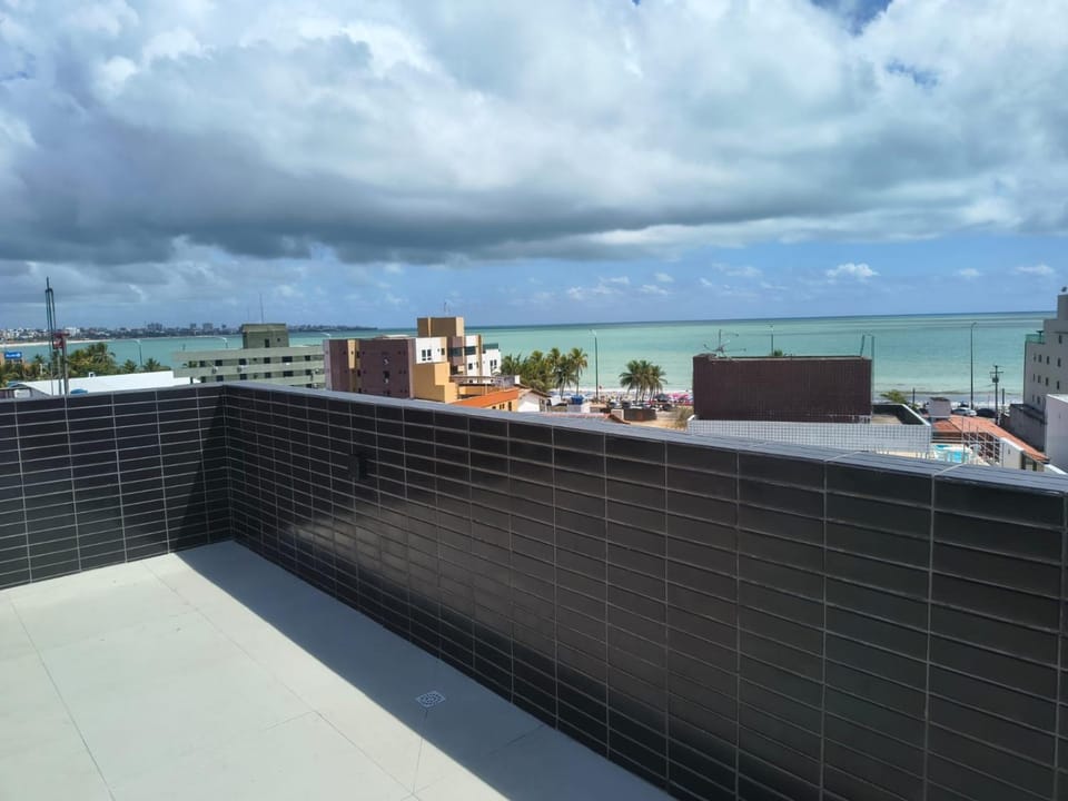 Flat espaçoso e estiloso na Praia do Bessa a uma quadra do mar! Apartment in Cabedelo
