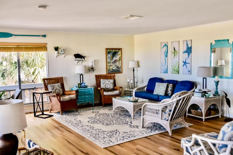 Sunshine State of Mind House in Anna Maria Island