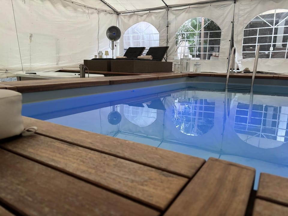 Pool view, Swimming pool