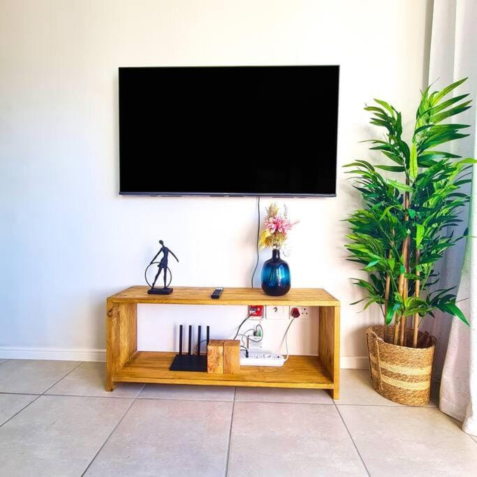 1c - Atlantic Jewel in Parklands Apartment in Cape Town