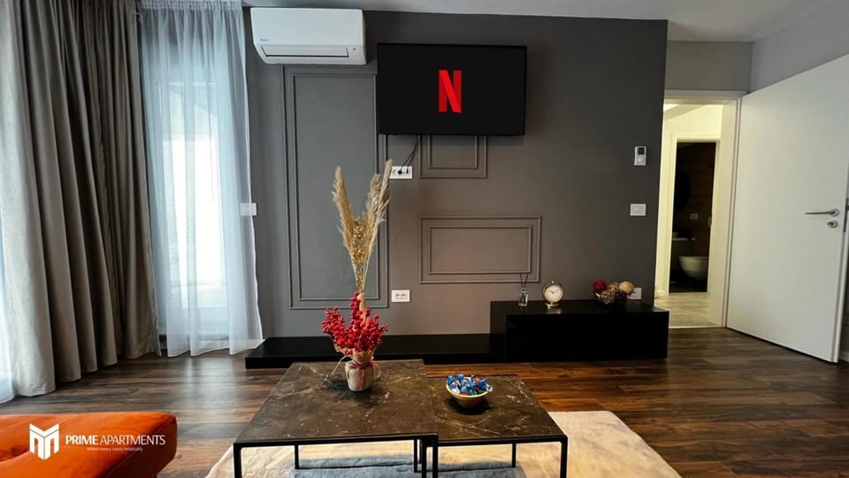 TV and multimedia, Living room, Seating area, air conditioner