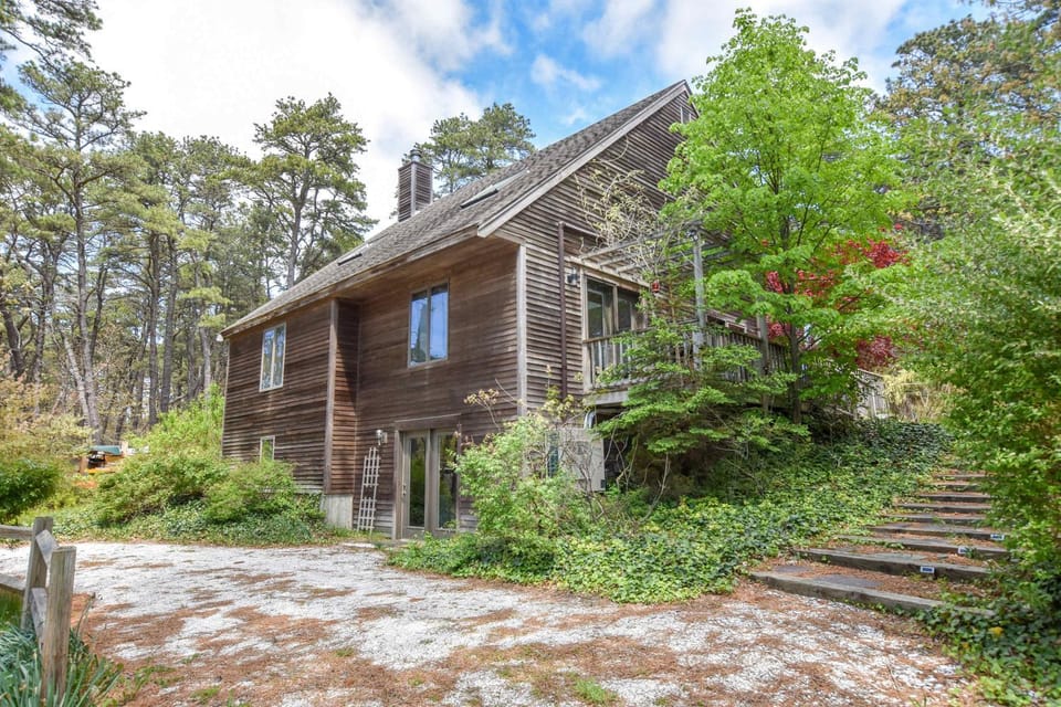 15 Min Walk to Beach w Kayaks House in Wellfleet