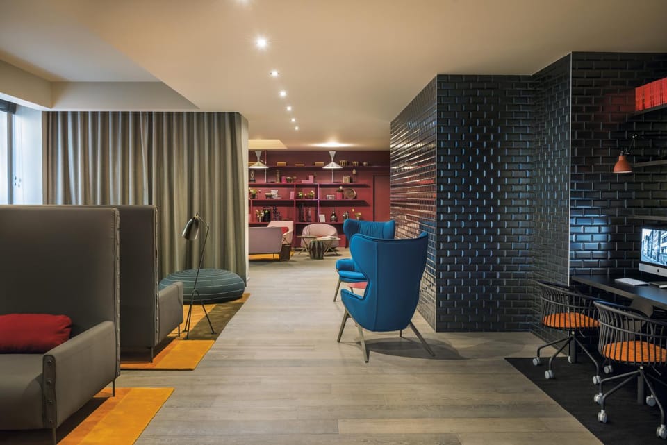 Lounge or bar