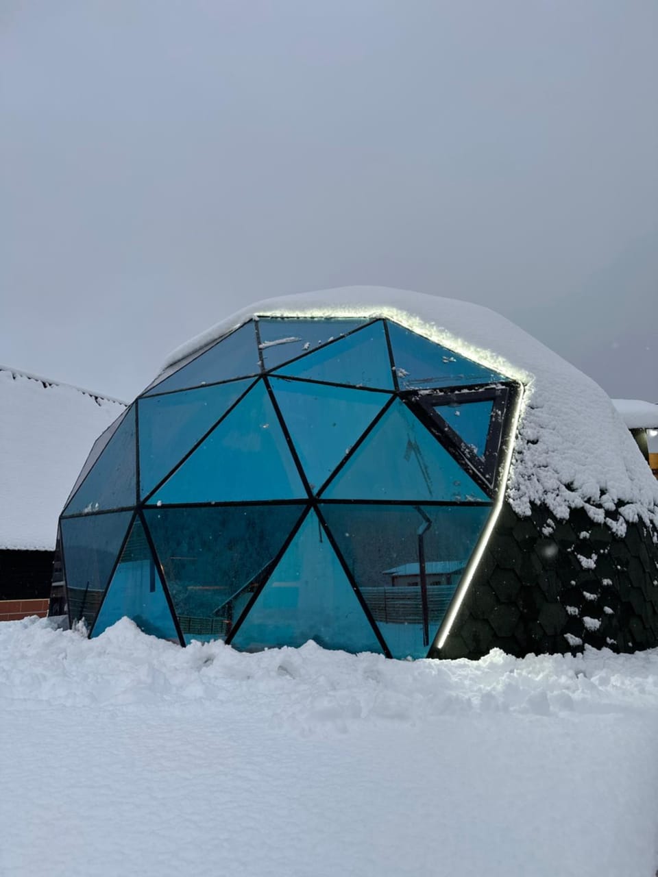 Property building, Day, Winter