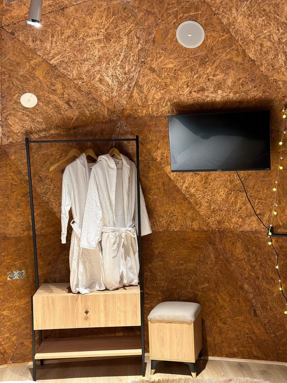 TV and multimedia, towels, wardrobe