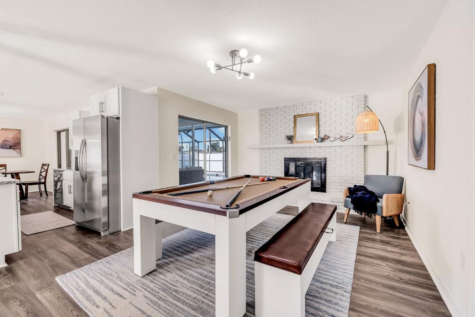 A Coastal Paradise House in Bradenton