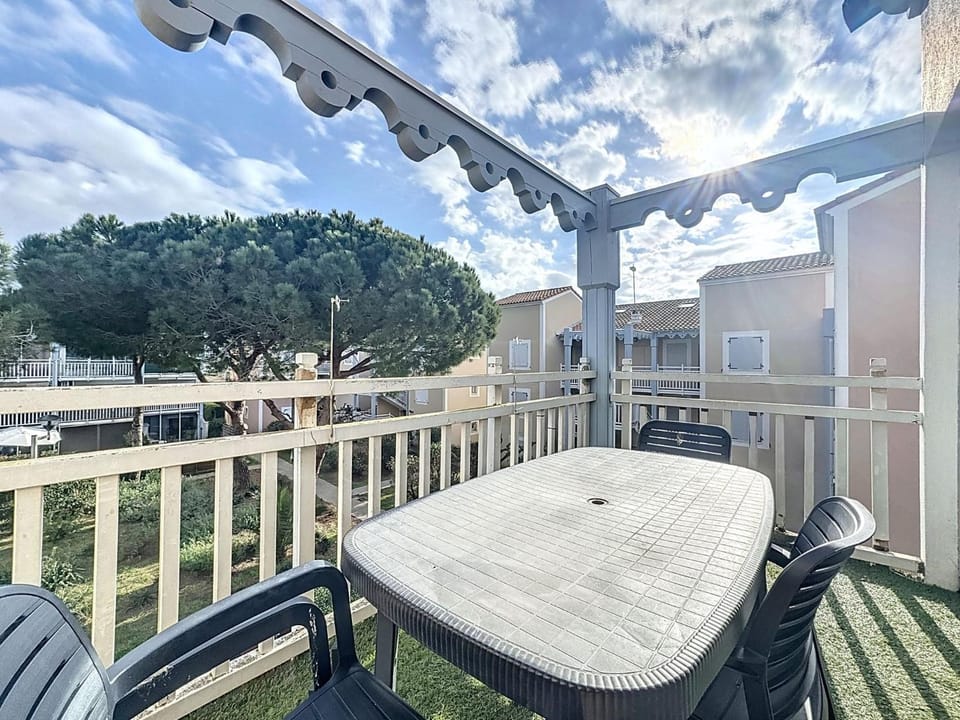 Le Scarlett - Piscine, parking et proche plage Apartment in Palavas-les-Flots