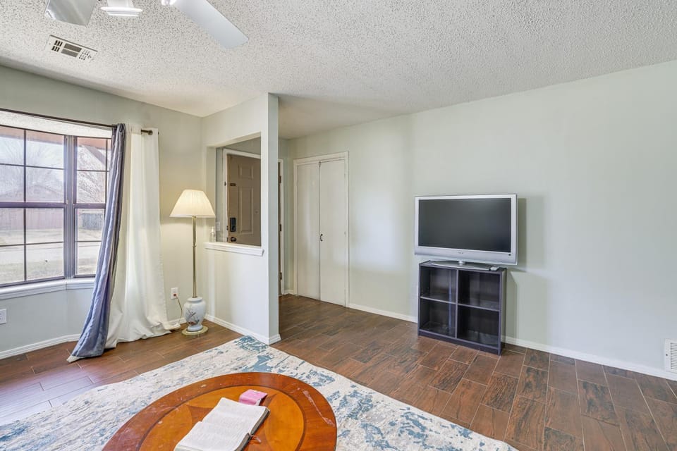 Rogers Vacation Home with Yard 5 Mi to Bentonville House in Rogers