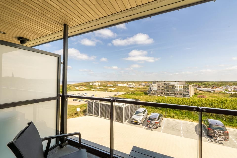Strandhotel Het Hoge Duin Hotel in North Holland (province)