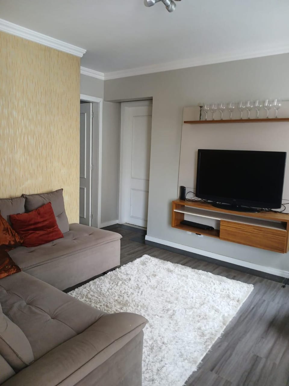 Communal lounge/ TV room, TV and multimedia, Living room, Seating area