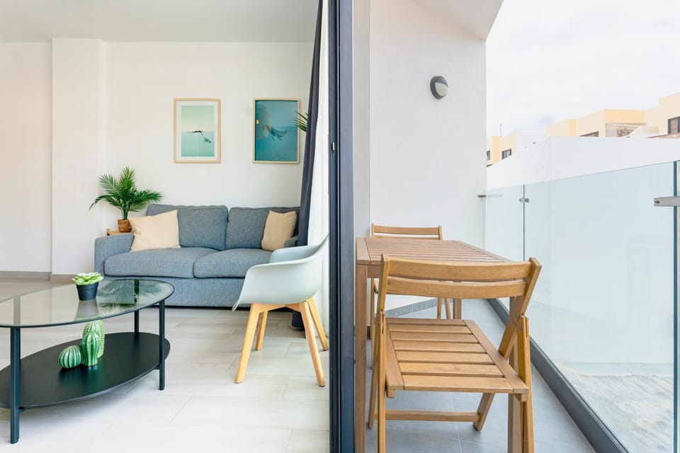 Salty Loft en el Centro de Corralejo, terraza privada, cocina completa y WIFI Apartment in Corralejo
