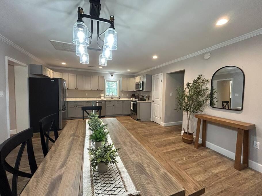 Kitchen or kitchenette, Dining area, dishwasher, minibar, pet friendly, stove