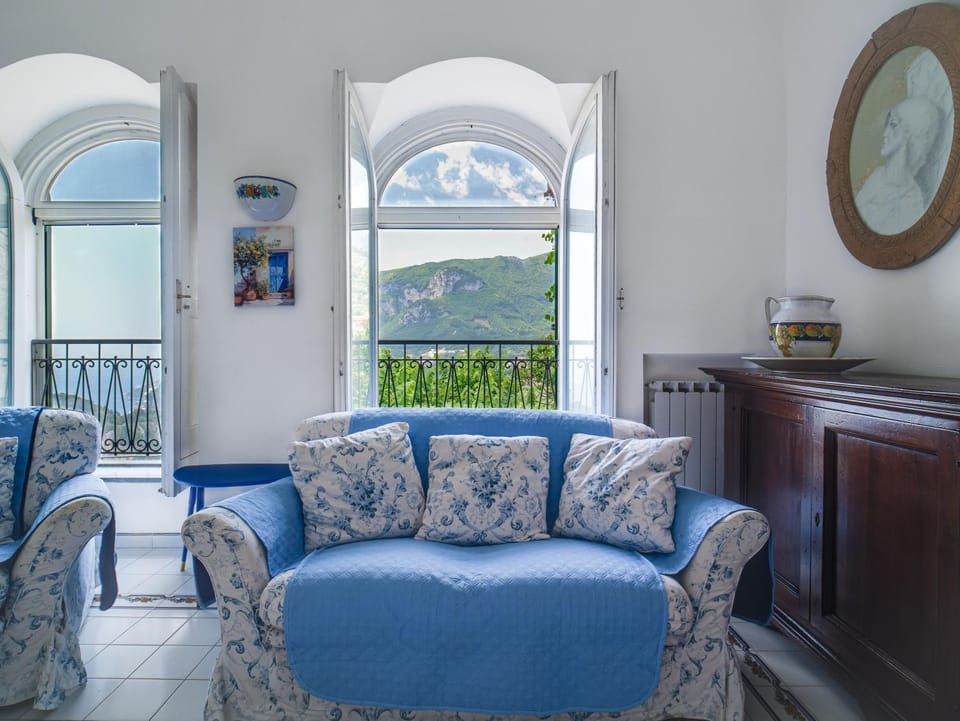 Natural landscape, Living room, Mountain view