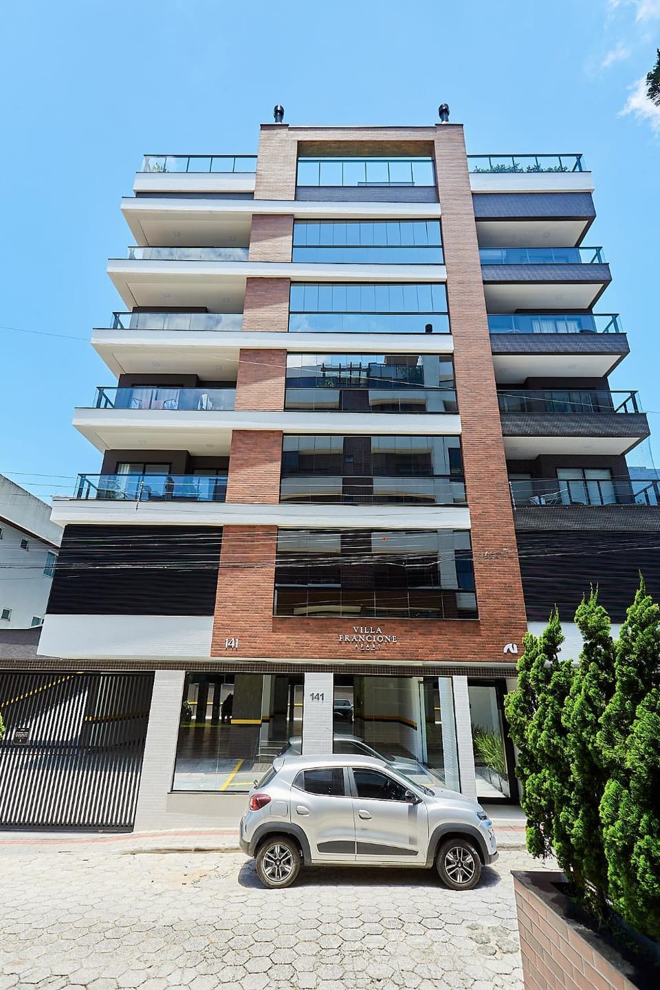 CÓD. 1129 - Apartamento com 01 quarto, vista mar com rooftop, e piscina Apartment in Bombinhas