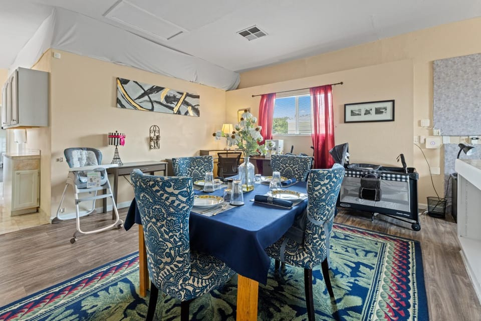 Las Vegas Haven w/ Private Pool! House in Las Vegas