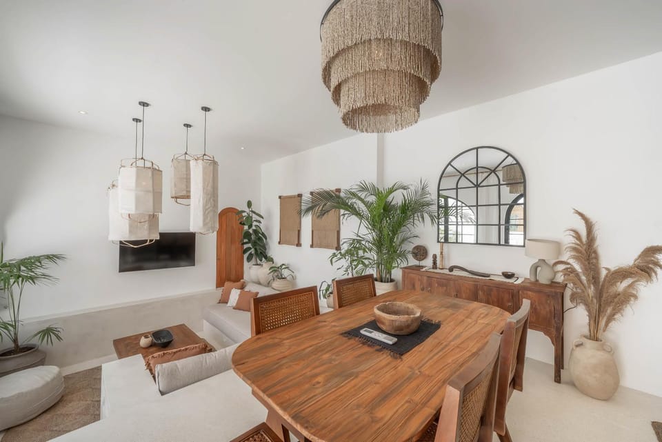 Villa Heiwa - Tropical meets Mediterranean, 2BR Canggu Villa Villa in North Kuta
