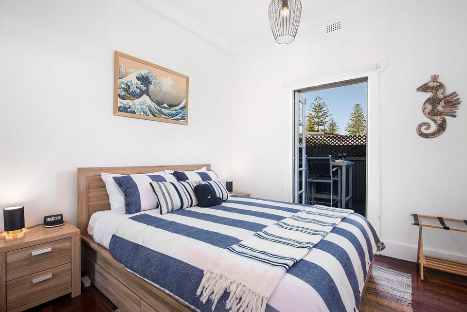 Seaview No 6 Henley Beach Wifi Apartment in Adelaide
