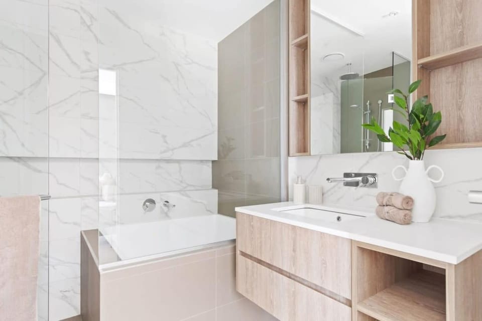 A 2BR Apt with Stunning City Views FREE Parking Apartment in Melbourne